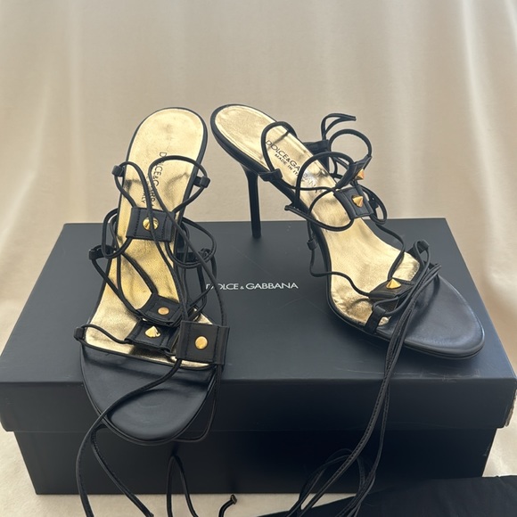 Dolce & Gabbana Heels - Picture 3 of 12